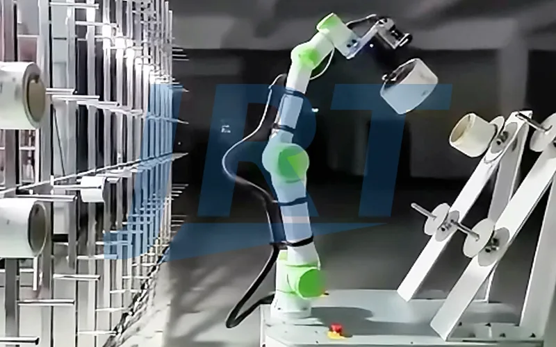 Robot de Pesage et Alimentation à Vision IA