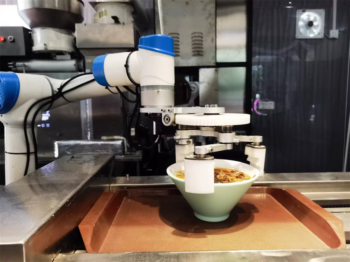 Smart Automatic Noodle Cooking Robot