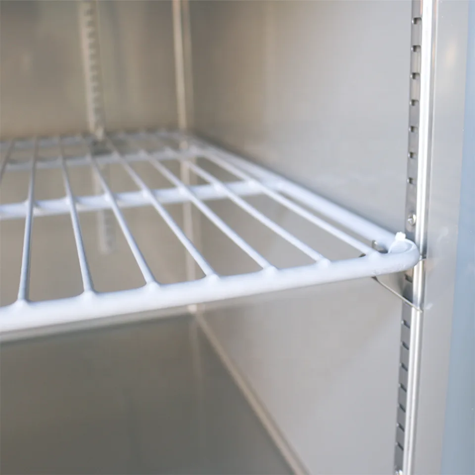 Commercial 4 Door Upright Refrigerator for Restaurant Use with Direct Cooling