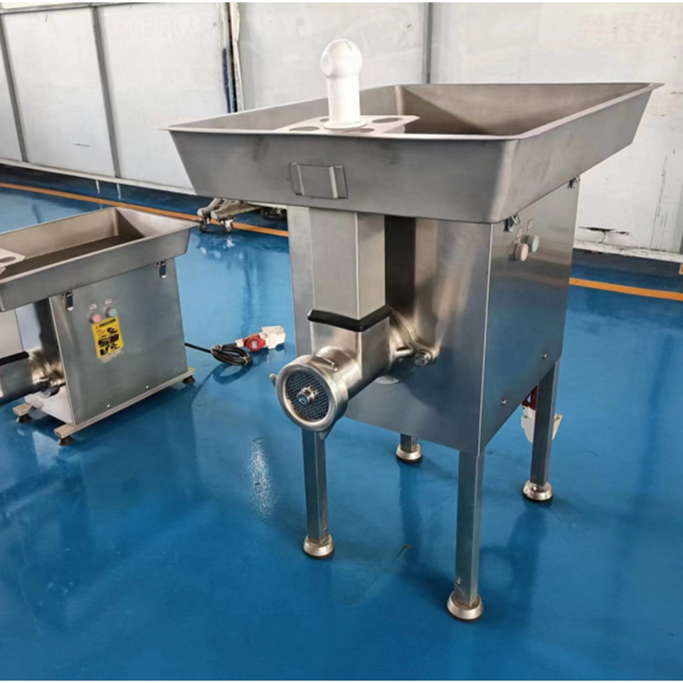 BB-332 Commercial Meat Grinder 300kg/h 3kW 304 Stainless Steel