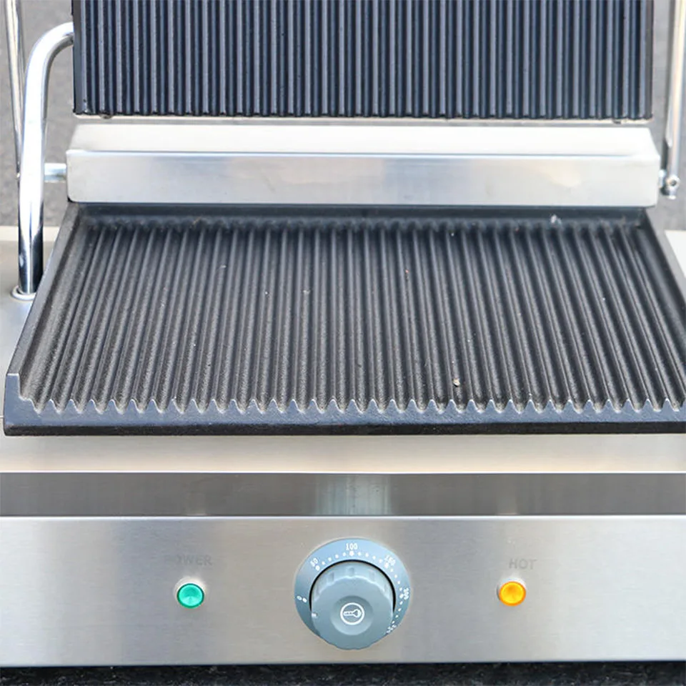 Electric Sandwich Grill E-DPX-11 Non-Stick Countertop Grill for Café and Snack Bar