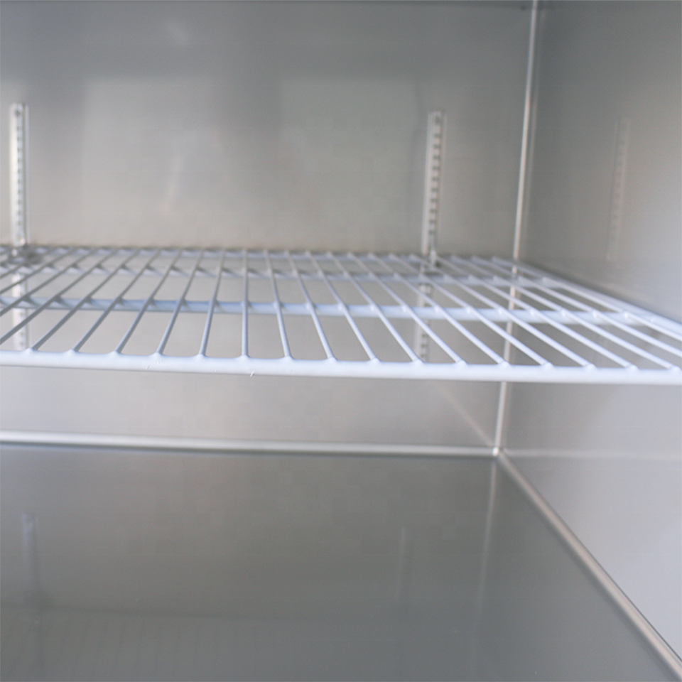 Commercial 4 Door Upright Refrigerator for Restaurant Use with Direct Cooling