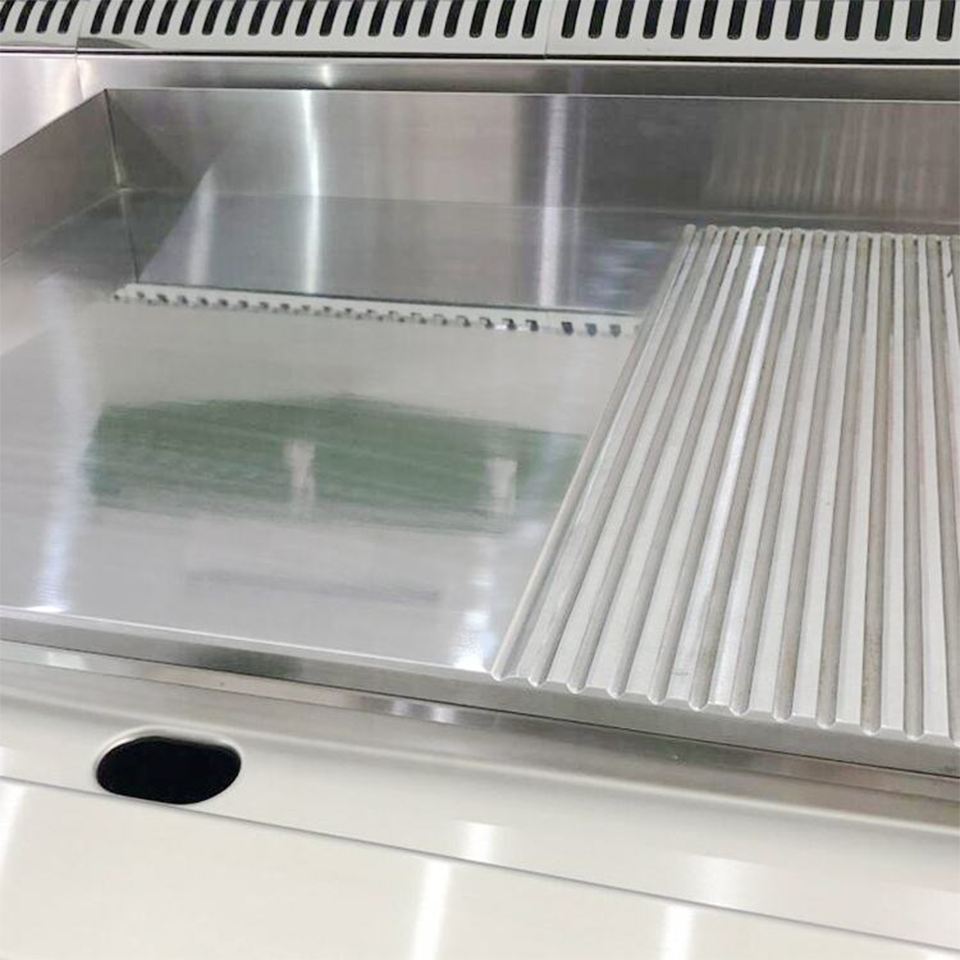 Gas Flat Griddle Commercial Model for Restaurant and Catering Kitchens XKE-RQP-900
